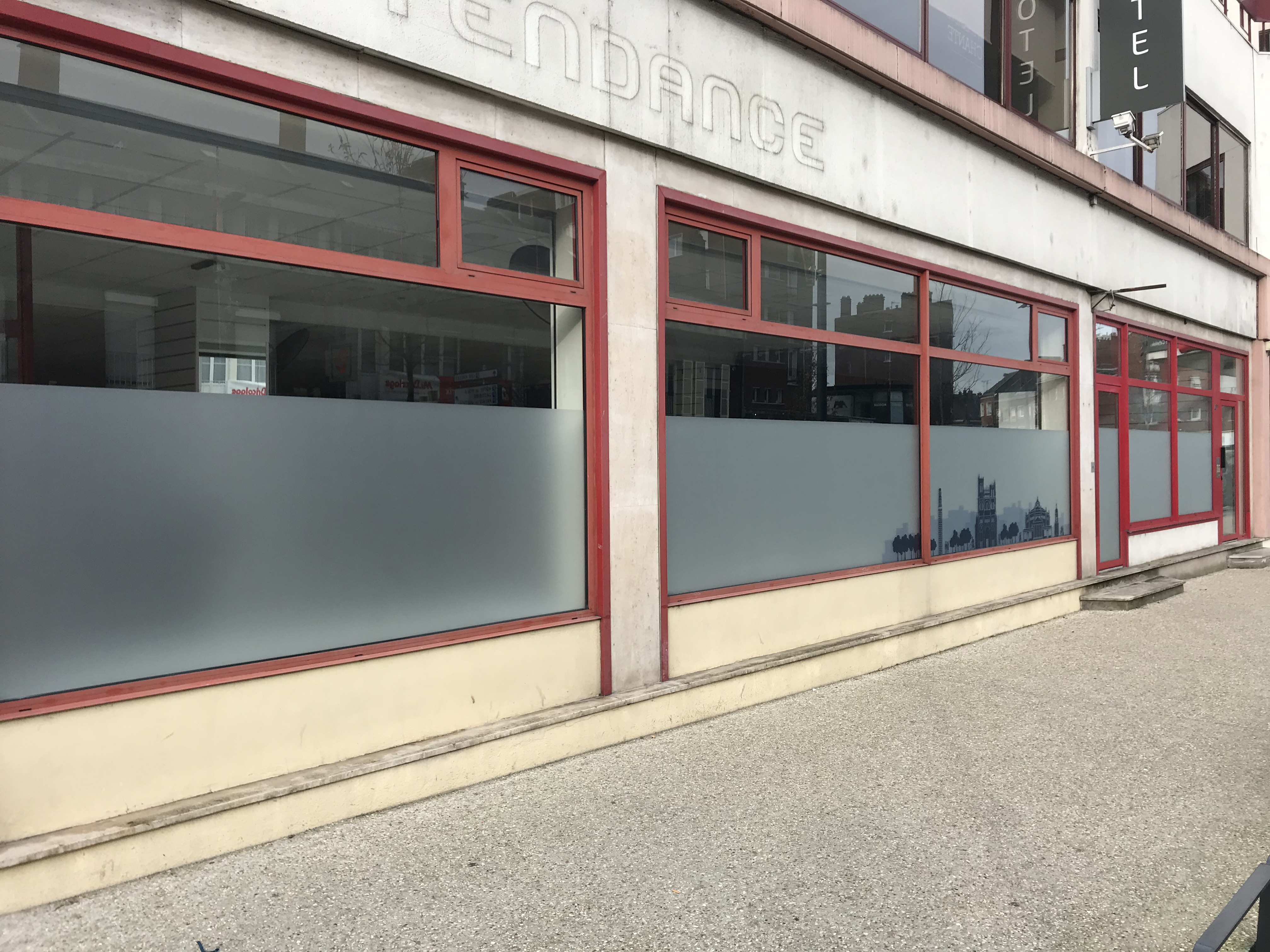 Film sur vitrine à Amiens